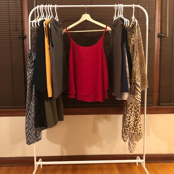 SHOP THE LOOK! NWOT beautiful boutique top - Picture 4 of 5